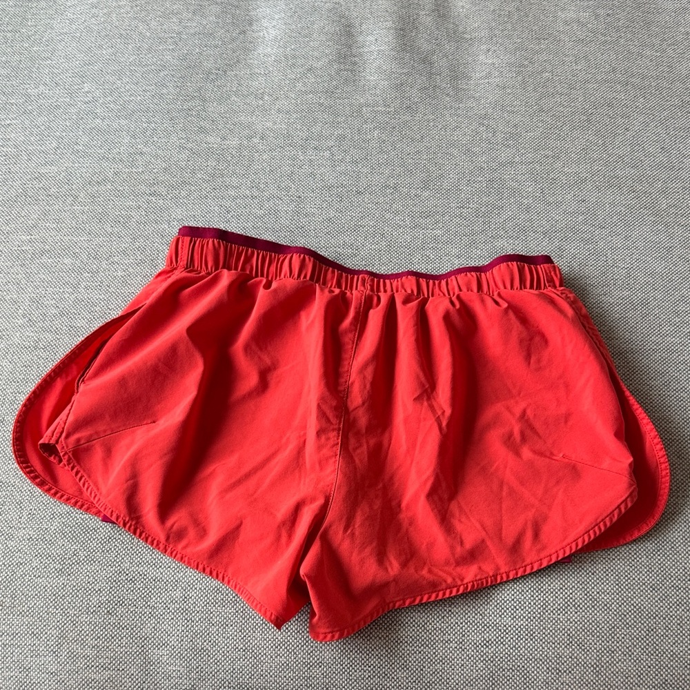 Nike Shorts - Picture 2 of 4